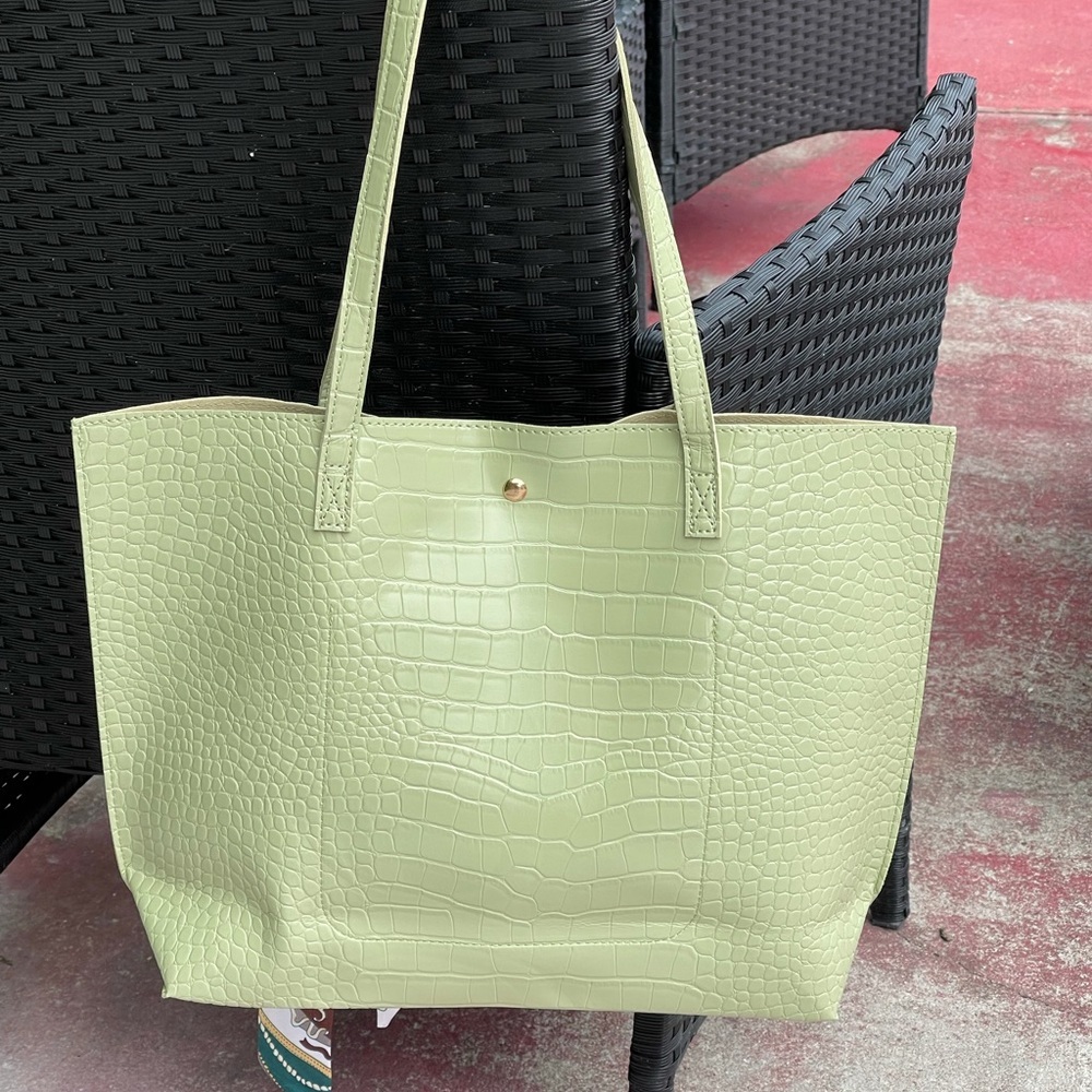 Dreubea Soft Faux Leather Tote Shoulder Bag Big Capacity with Tassel - Picture 14 of 15